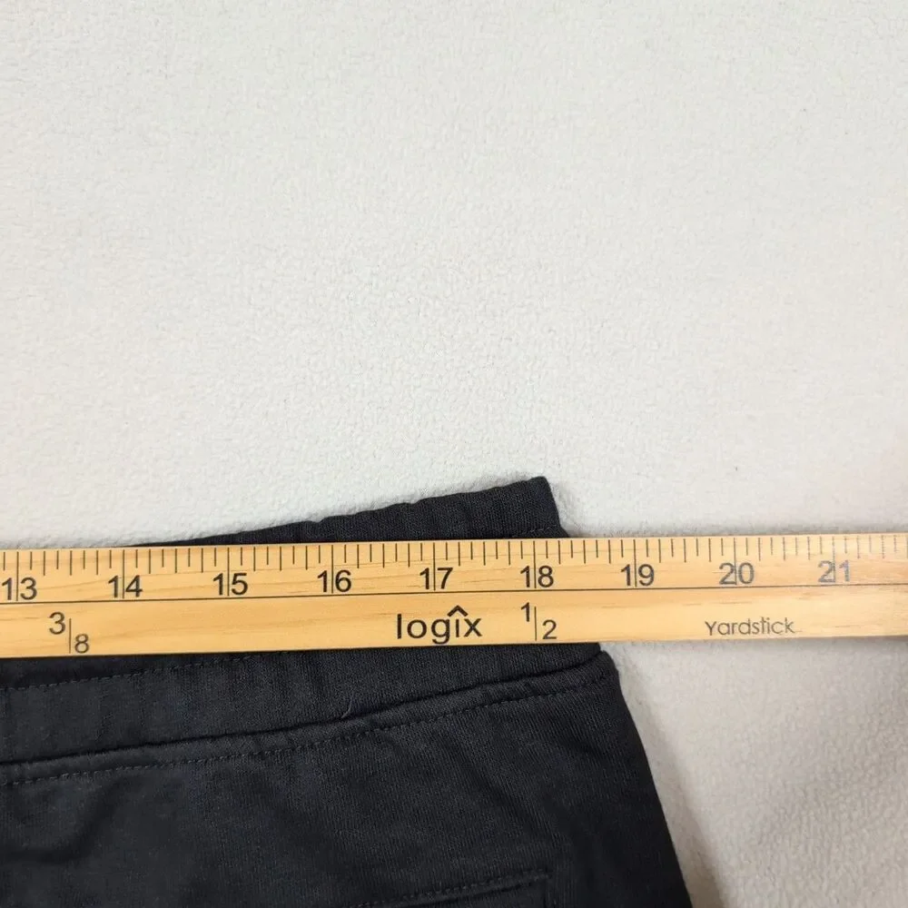 Gymshark Crest Shorts Men’s XXL Black Logo Soft Pockets 6” Inseam Fleece Sweat